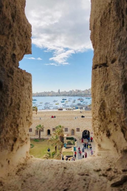 Снимка в Александрия с гледка към морето от Цитаделата